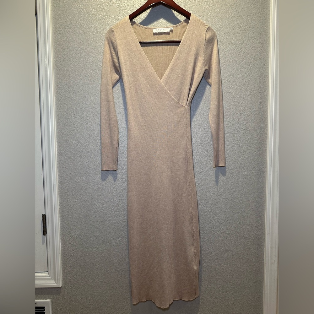 Aster The Label Cream V-Neck Maxi Sweater Dress in Size Medium
